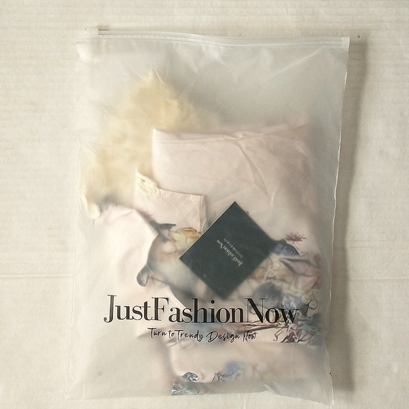 Floral maxi dress, HOST PICK, lace cold shoulder and back zip, summer, blush - Picture 8 of 10